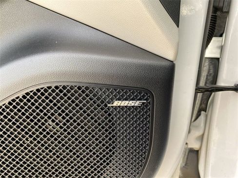 Used 2024 Hyundai Tucson Limited image 32