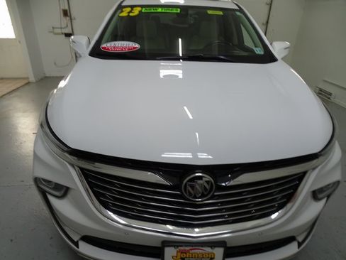 Used 2023 Buick Enclave Essence w/ Experience Buick Package image 25