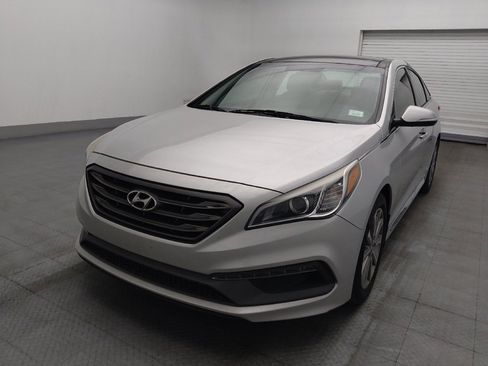 Used 2016 Hyundai Sonata Limited w/ Option Group 04 FWD image 15