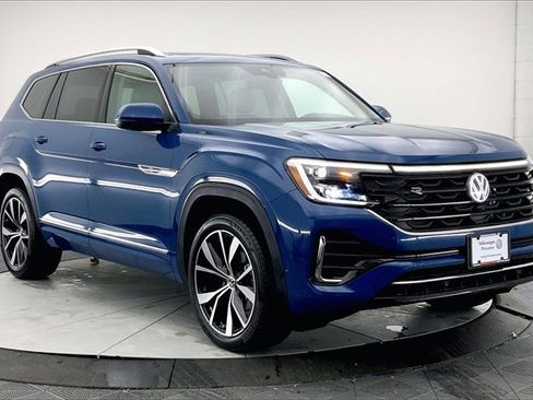 Used 2025 Volkswagen Atlas SEL Premium R-Line image 1
