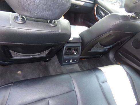 Used 2013 BMW 328i xDrive Sedan image 17