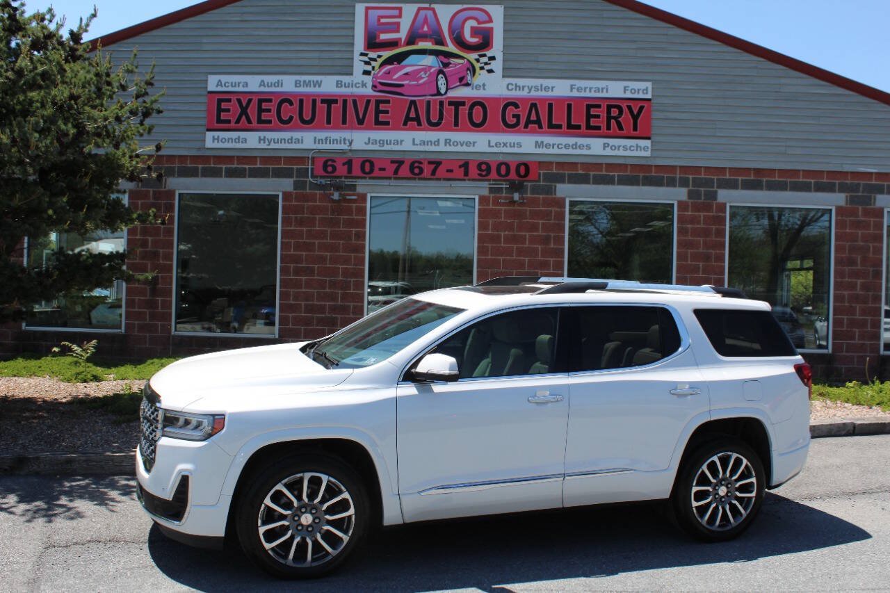 Used 2022 GMC Acadia Denali w/ Denali Ultimate Package AWD/4WD image 1