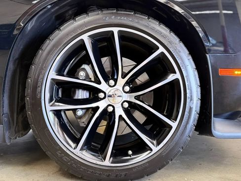 Used 2016 Dodge Challenger R/T Scat Pack RWD image 5