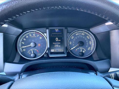 Used 2023 Toyota Tacoma TRD Sport w/ TRD Premium Sport Package image 19