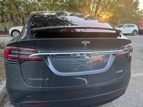 Used 2017 Tesla Model X P100D image 7