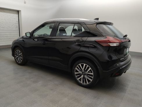 Used 2023 Nissan Kicks SV FWD image 3