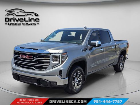 Used 2025 GMC Sierra 1500 SLT AWD/4WD image 5