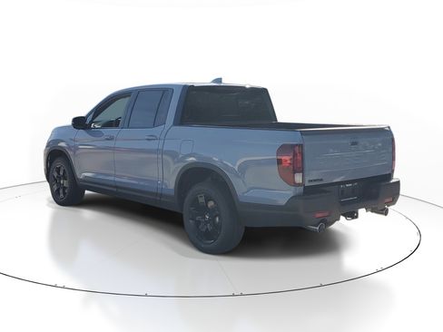 New 2026 Honda Ridgeline Black Edition image 4