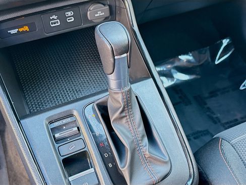 Used 2025 Honda CR-V Sport image 13