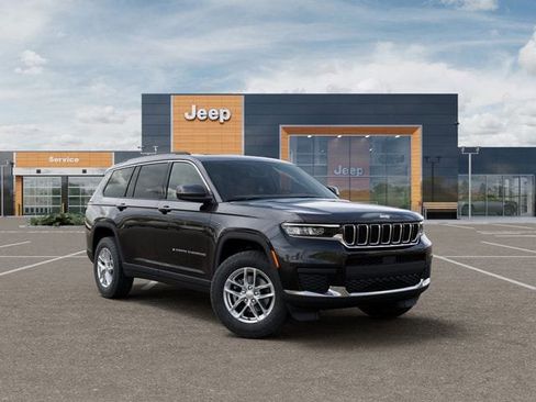 Used 2025 Jeep Grand Cherokee L Laredo w/ Luxury Tech Group I AWD/4WD image 5