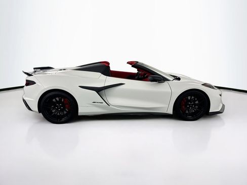 Used 2024 Chevrolet Corvette Z06 w/ Stealth Interior Trim Package RWD image 4