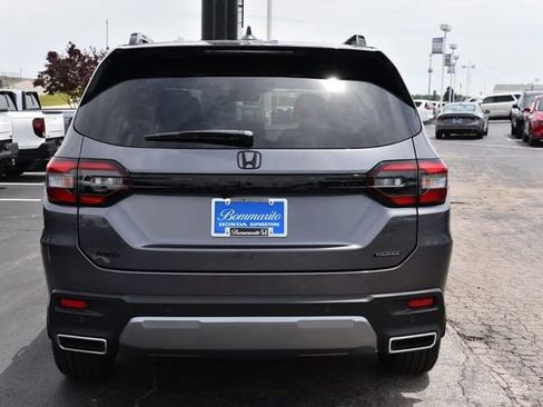 New 2026 Honda Pilot Touring image 6