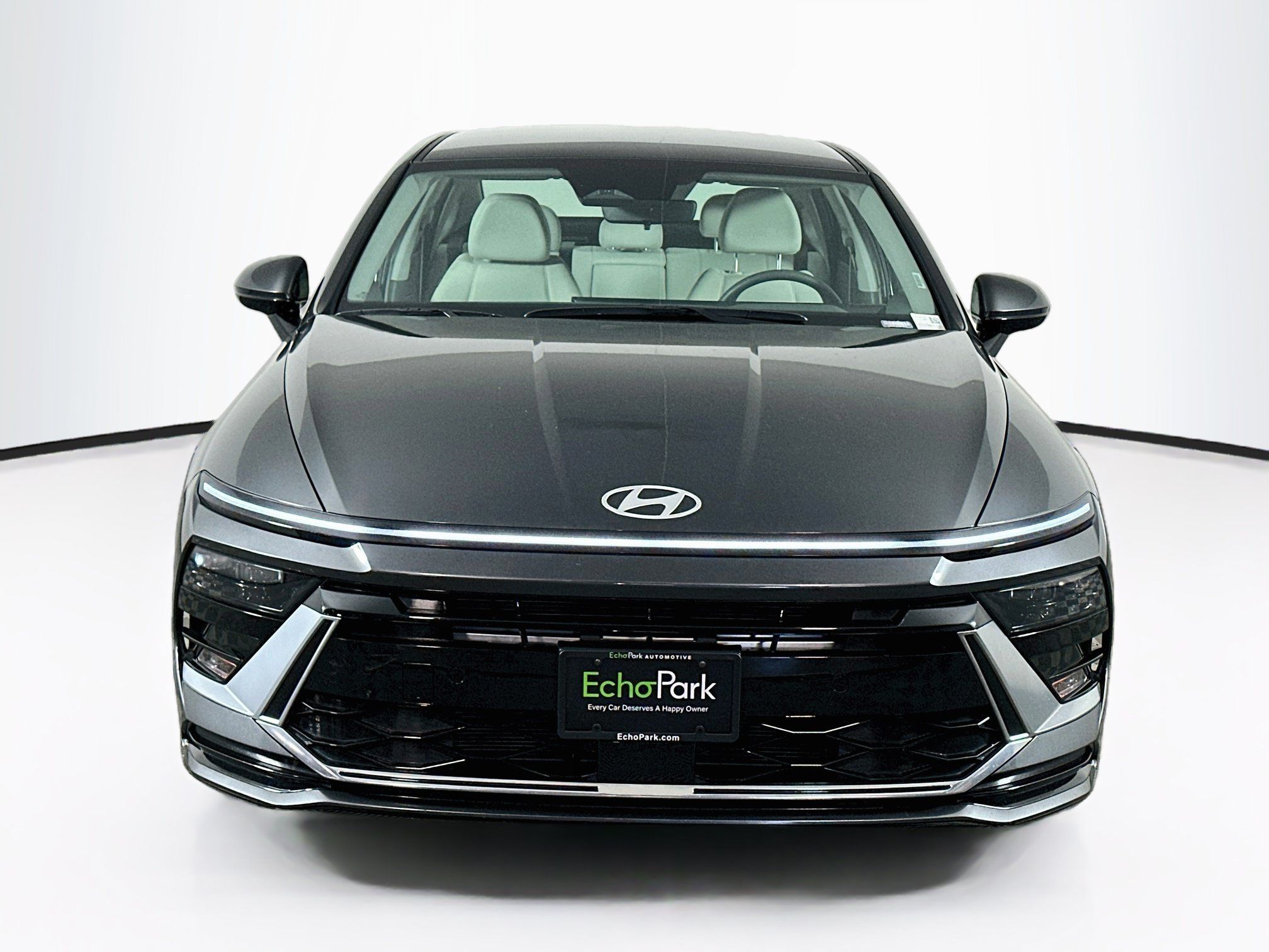 Used 2025 Hyundai Sonata SEL FWD image 2