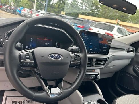 Used 2024 Ford Escape Active w/ Tech Pack #1 AWD/4WD image 19