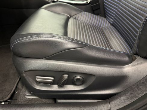 Used 2021 Toyota Corolla XSE FWD image 12