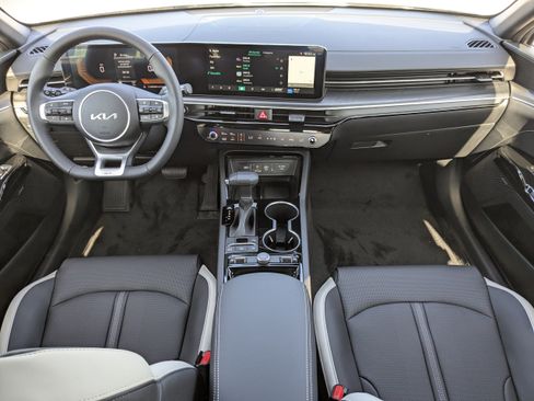New 2026 Kia K5 GT-Line image 17