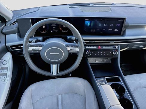 Used 2025 Hyundai Sonata SEL FWD image 21