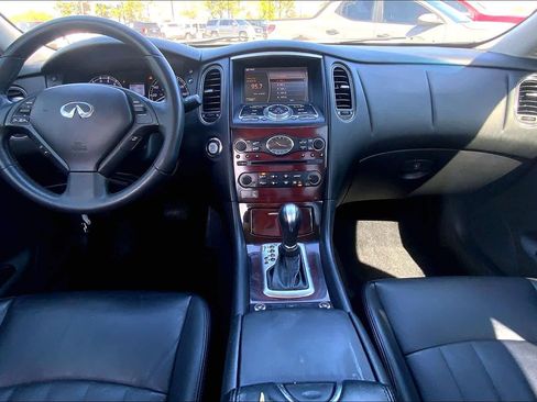 Used 2017 INFINITI QX50 Journey w/ Premium Package image 16