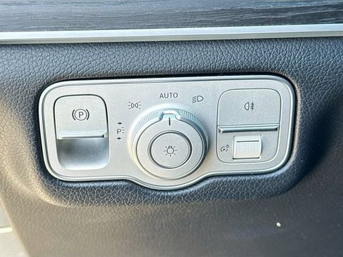 Used 2022 Mercedes-Benz GLE 350 image 35
