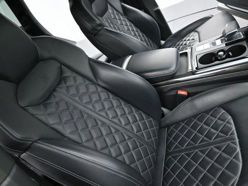 Used 2023 Audi SQ7 Premium Plus image 12