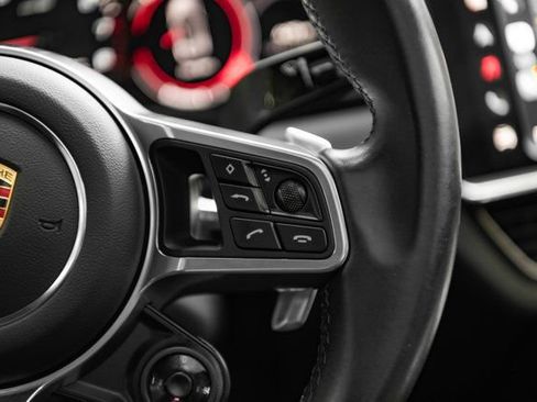 Used 2022 Porsche Cayenne Coupe AWD/4WD image 33