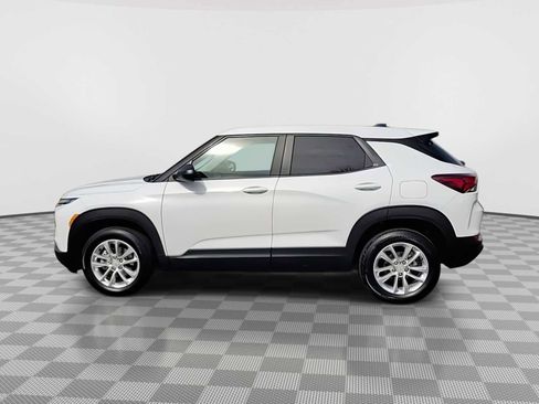 Used 2025 Chevrolet TrailBlazer LS w/ LS Convenience Package image 5