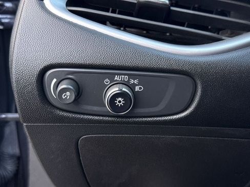 Used 2023 Chevrolet Malibu LT image 24