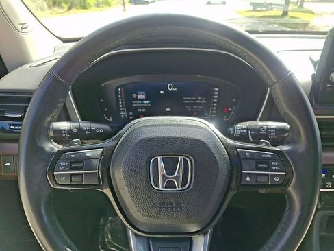 Used 2023 Honda Pilot Elite image 22