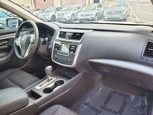 Used 2018 Nissan Altima 2.5 S w/ S Convenience Package image 30