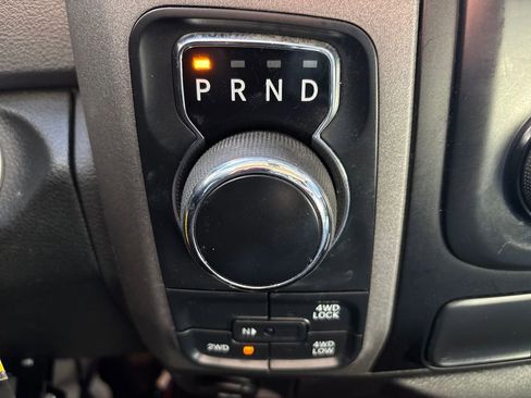 Used 2015 RAM 1500 Express image 27