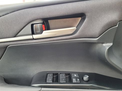 Used 2025 Toyota Camry LE image 26