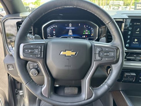 Used 2024 Chevrolet Silverado 1500 High Country w/ High Country Premium Package AWD/4WD image 29