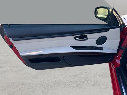 Used 2013 BMW 328i 328i image 9