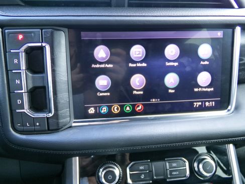 Used 2021 GMC Yukon XL Denali w/ Denali Ultimate Package AWD/4WD image 10