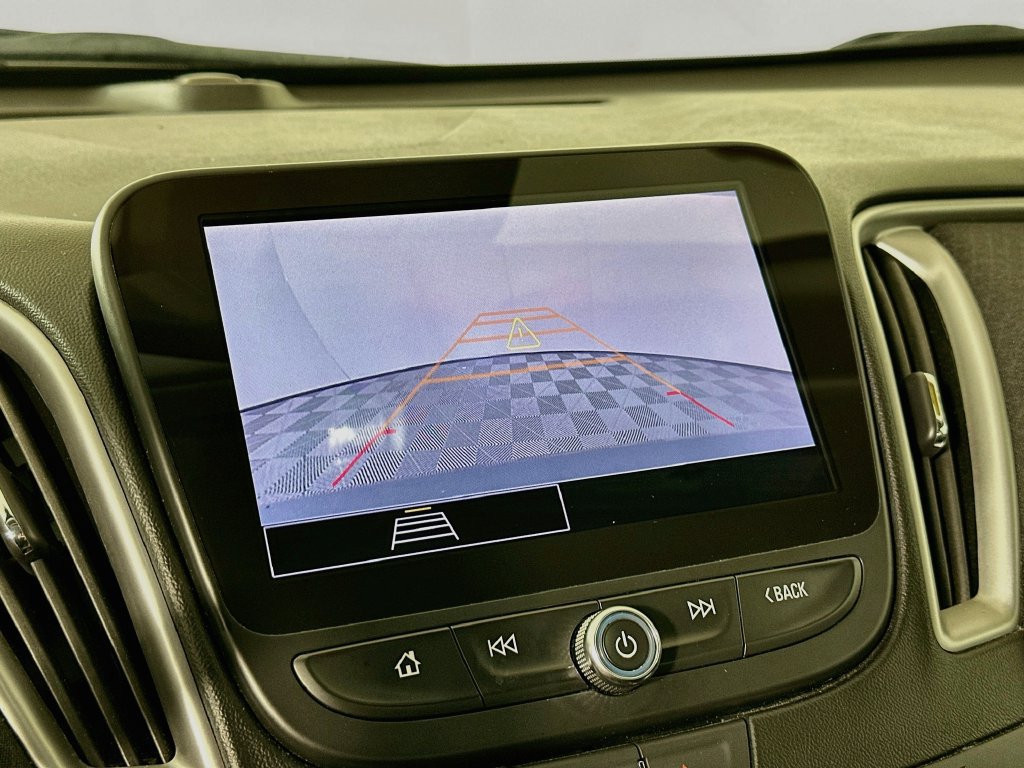 Used 2024 Chevrolet Malibu LT FWD image 19