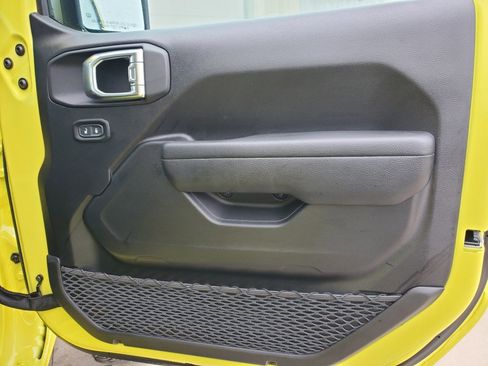 New 2023 Jeep Gladiator Sport image 46