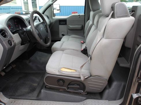 Used 2005 Ford F150 XL RWD image 5