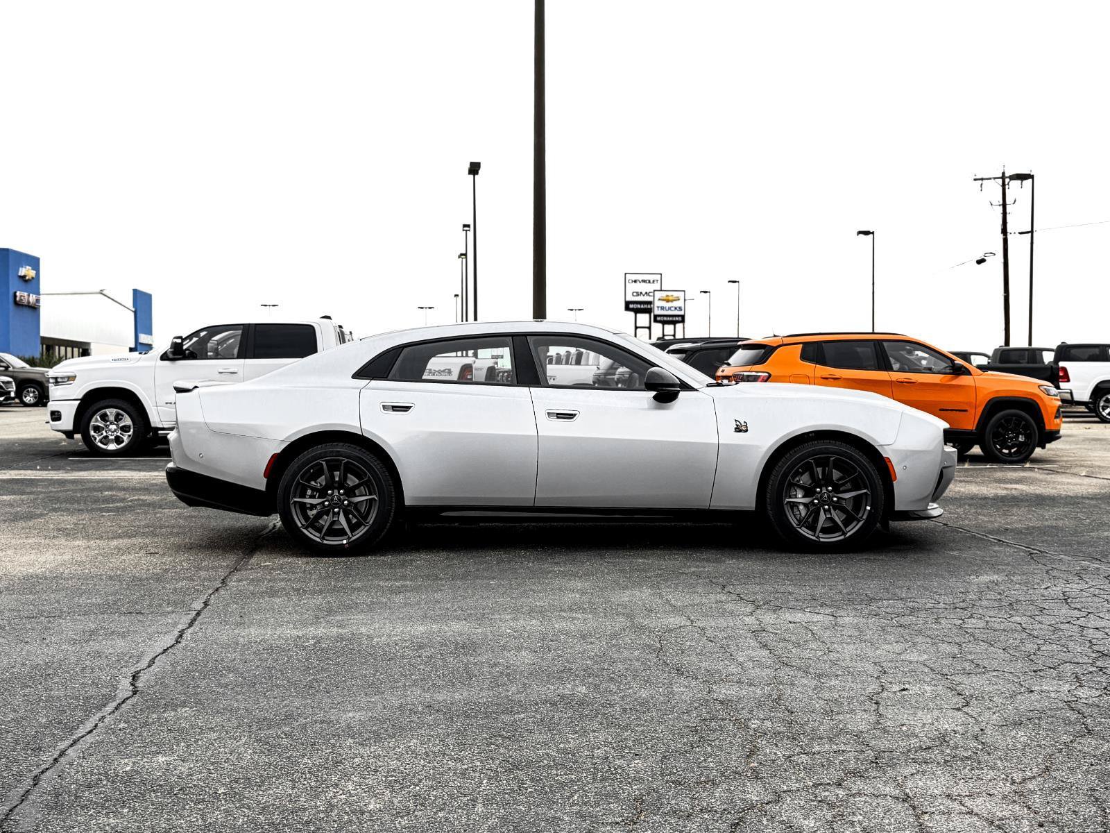 New 2026 Dodge Charger Scat Pack AWD/4WD image 4