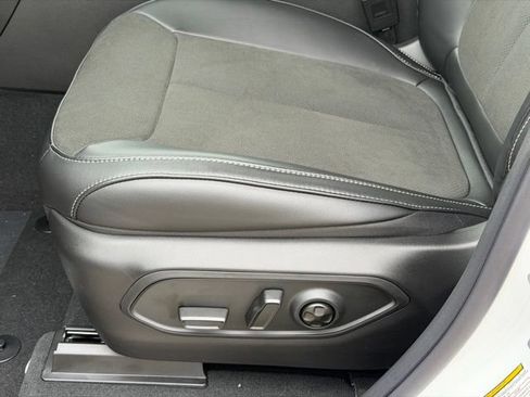 Used 2026 Jeep Grand Cherokee L 4WD image 7