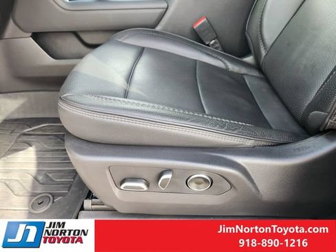 Used 2025 GMC Sierra 1500 Denali AWD/4WD image 25