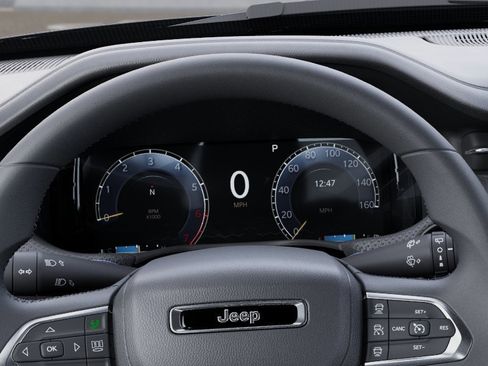 New 2025 Jeep Compass Limited w/ High Altitude Package image 34