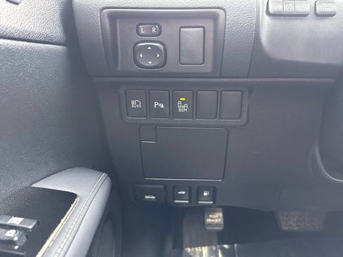 Used 2018 Lexus ES 350 w/ Navigation System Package FWD image 31