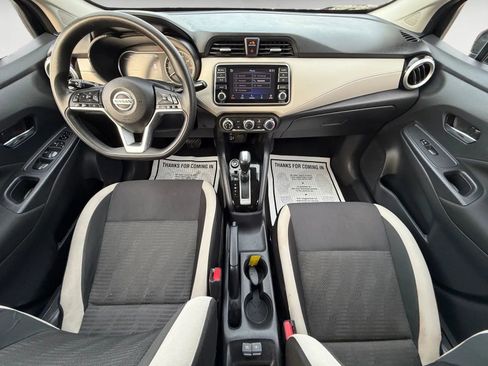 Used 2021 Nissan Versa SV image 13