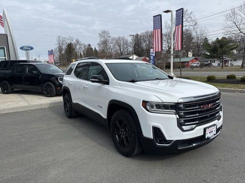 Used 2023 GMC Acadia AT4 w/ Technology Package AWD/4WD image 4