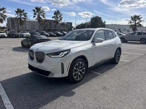 Certified 2025 BMW X3 xDrive30i image 8