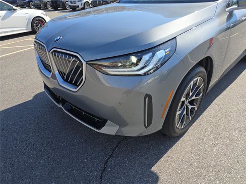 Used 2025 BMW X3 xDrive30i w/ Convenience Package image 11