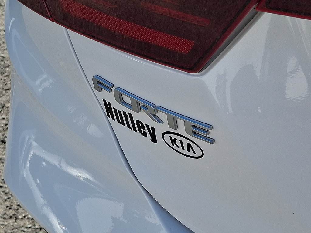 Used 2023 Kia Forte GT-Line w/ GT-Line Premium Package FWD image 30
