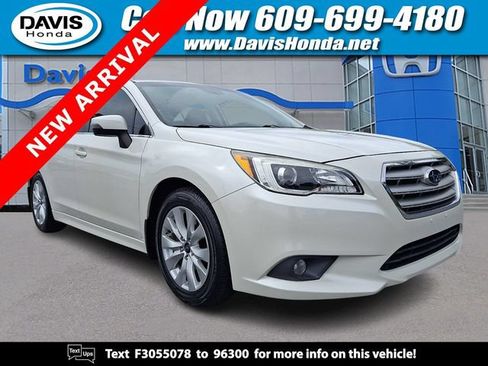 Used 2015 Subaru Legacy 2.5i Premium AWD/4WD image 1