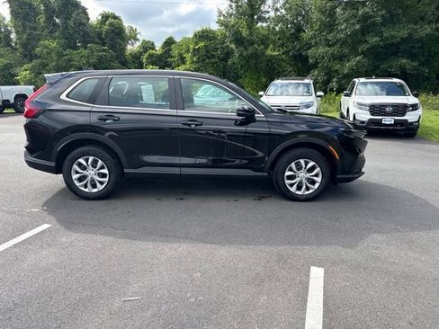 Used 2024 Honda CR-V LX image 5