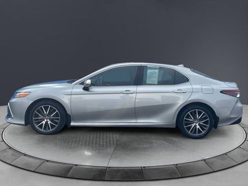 Used 2024 Toyota Camry XLE w/ Cold Weather Package AWD/4WD image 2